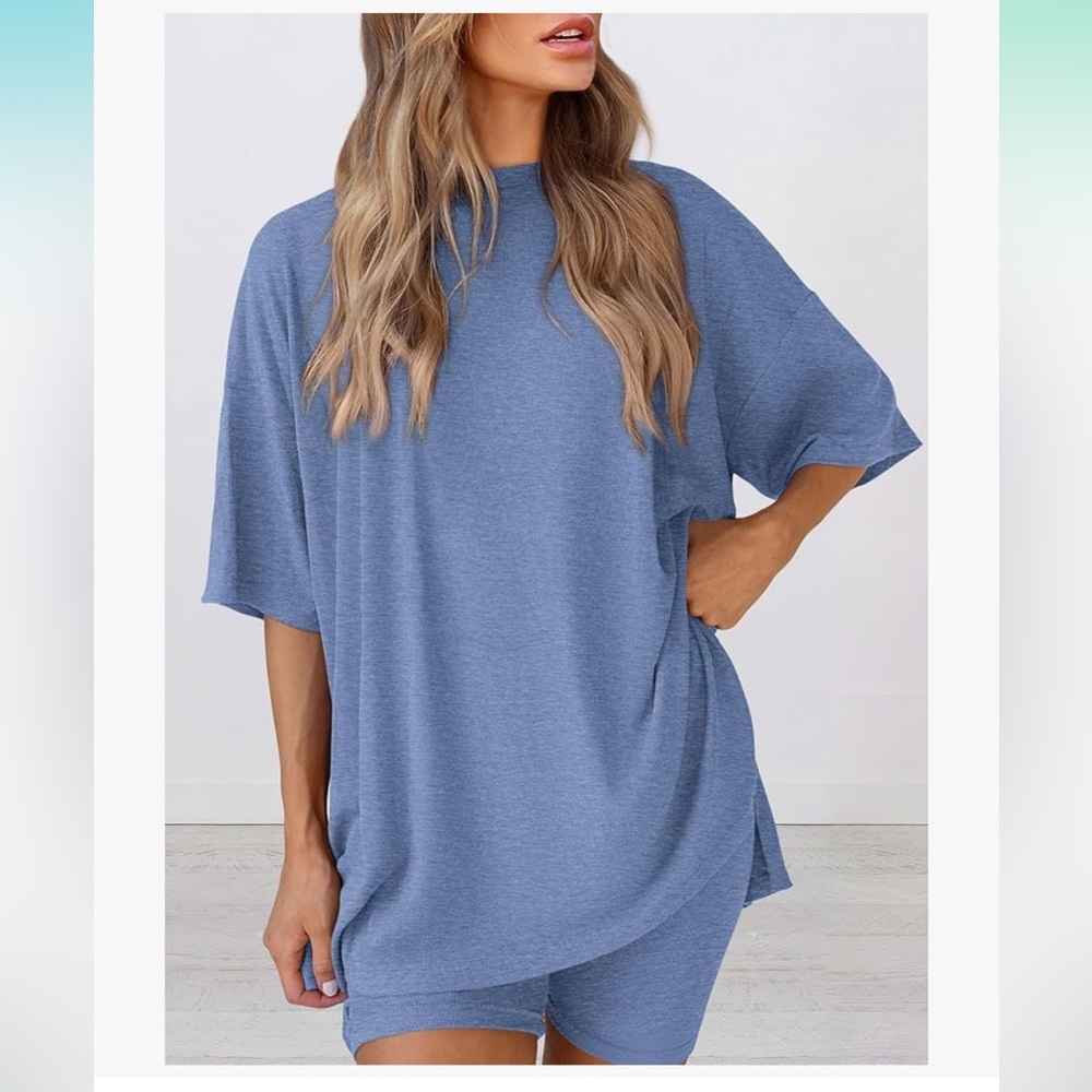 Stylish Blue Women's Heather blue lounge set